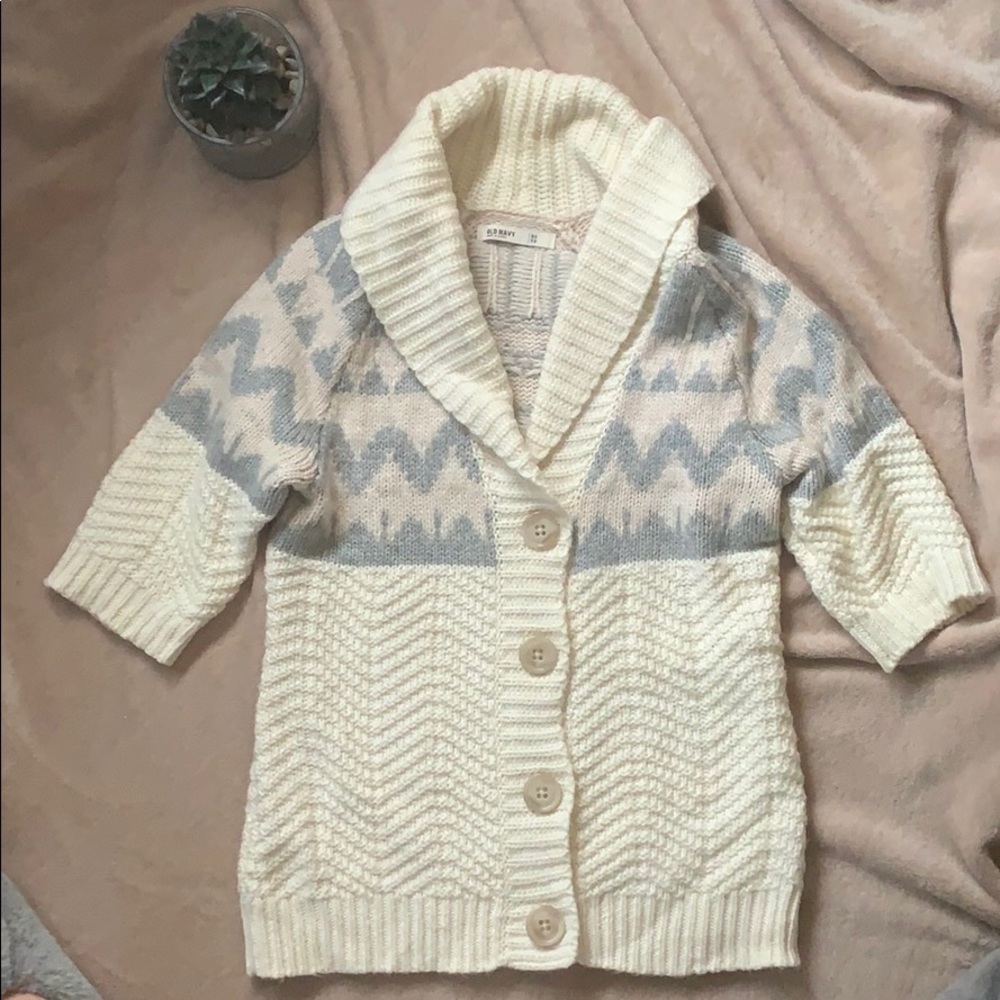 5/$25 old Navy Nordic print cardigan